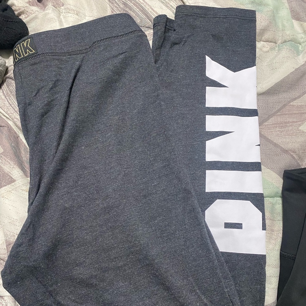 PINK Leggings
